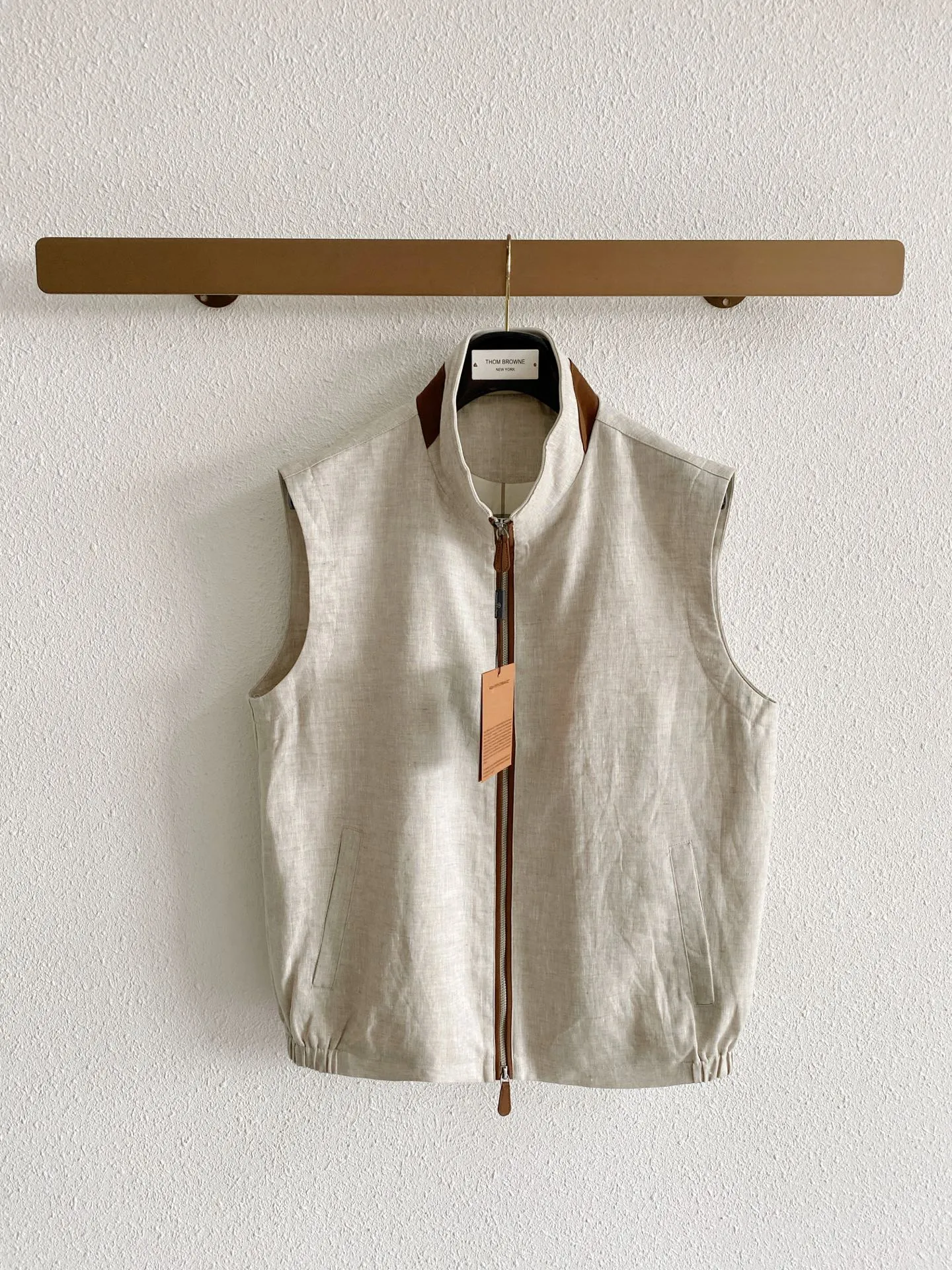 Zegna Genuine Leather ： ， ，Breathable ， ， Retro ， 。 ： Brown Genuine Leather ， ， ； ， ， 。 ： ， ， ； ， ， ； ， ； ， T 、 、 ， 。 ： 、 、 ， 。 Sizes：M-3XL